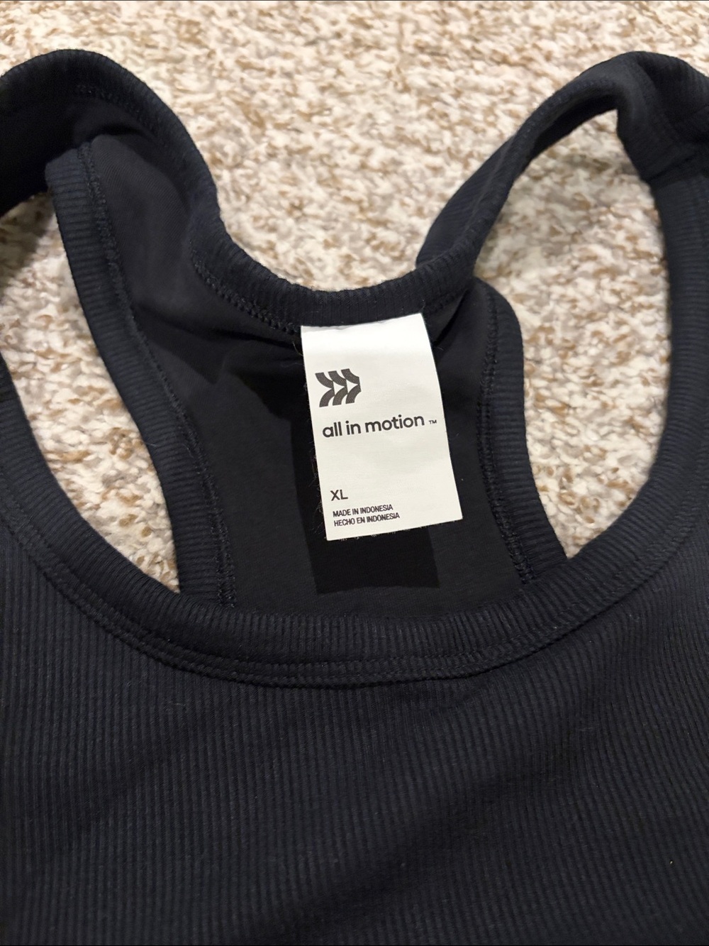 All in Motion Workout Top XL - Picture 2 of 4
